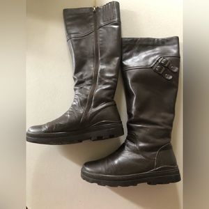 Head layer cowhide women's long  boots （Size 5.5)